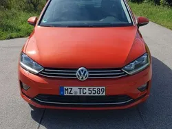 Orange Gebraucht 2015 VW Golf Sportsvan LOUNGE Van / Kleinbus | 12.900 € (Fairer Preis)
