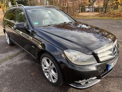 Schwarz Gebraucht 2011 Mercedes C220 Avantgarde Limousine | 3.900 € (Guter Preis)