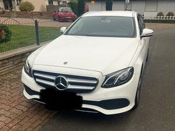 Weiß Gebraucht 2018 Mercedes E200 Kombi | 24.000 € (Fairer Preis)