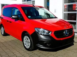 Rot Gebraucht 2022 Mercedes Citan 110 Kombi | 19.490 € (Guter Preis)