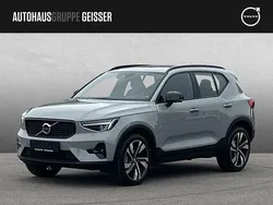 Vapour grey Gebraucht 2023 Volvo XC40 Plus SUV | 34.850 € (Etwas zu teuer)