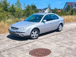 Silber Gebraucht 2003 Ford Mondeo Ghia Limousine | 858 € (Superpreis)