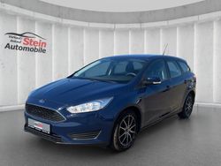 Blau Gebraucht 2015 Ford Focus Ambiente Kombi | 6.500 € (Fairer Preis)