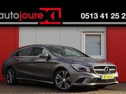 Grau Gebraucht 2016 Mercedes CLA180 Shooting Brake Ambition Kombi | 8.949 €