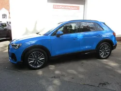 Blau Gebraucht 2021 Audi Q3 S-Line SUV | 27.800 € (Guter Preis)