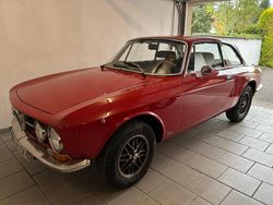 Rot Gebraucht 1970 Alfa Romeo 1750 Limousine | 29.999 €