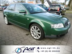 Grün Gebraucht 2001 Audi A4 Limousine | 2.290 € (Fairer Preis)