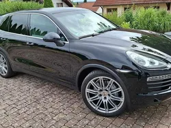 Schwarz Gebraucht 2012 Porsche Cayenne S SUV | 23.400 € (Etwas zu teuer)