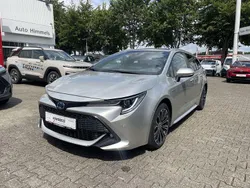 Cosmicsilber metallic Gebraucht 2021 Toyota Corolla Team Kombi | 21.970 € (Fairer Preis)