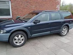 Blau Gebraucht 2004 Volvo XC70 SUV | 5.950 € (Etwas zu teuer)