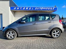 Grau Gebraucht 2010 Mercedes A180 Avantgarde Limousine | 2.200 € (Guter Preis)