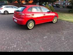Rot Gebraucht 2005 Seat Ibiza Kleinwagen | 1.700 € (Fairer Preis)