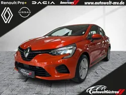 Orange Gebraucht 2023 Renault Clio V Zen Limousine | 14.990 € (Guter Preis)