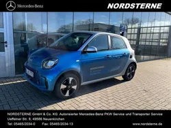 Blau Gebraucht 2020 Smart ForFour Electric Drive Passion Limousine | 11.900 € (Teuer)
