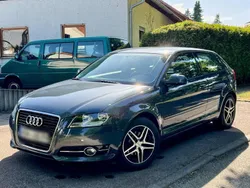 Grau Gebraucht 2011 Audi A3 Limousine | 5.750 € (Fairer Preis)