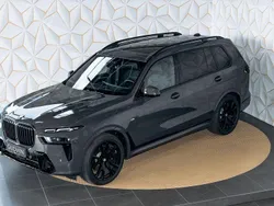 Black sapphire metallic Neu 2025 BMW X7 Exclusive SUV | 138.040 €