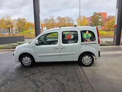 Weiß Gebraucht 2012 Renault Kangoo Van / Kleinbus | 4.200 € (Fairer Preis)