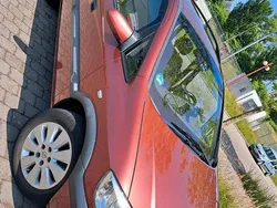Rot Gebraucht 2001 Opel Zafira Van / Kleinbus | 2.700 € (Teuer)