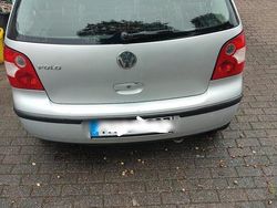 Grau Gebraucht 2003 VW Polo Kleinwagen | 750 € (Guter Preis)