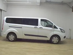 Weiss Gebraucht 2019 Ford Transit Custom Trend Kombi | 21.480 € (Guter Preis)