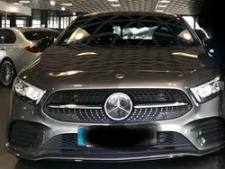 Grau Gebraucht 2022 Mercedes 200 AMG line Coupé | 28.100 € (Superpreis)