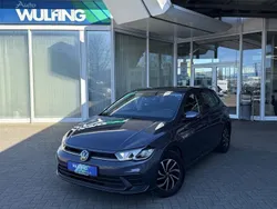 Grau Gebraucht 2024 VW Polo Life Limousine | 19.490 € (Fairer Preis)