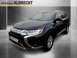 Schwarz Gebraucht 2019 Mitsubishi Outlander P-HEV Diamant Edition SUV | 18.990 €