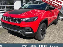 Rot Gebraucht 2023 Jeep Compass SUV | 36.990 € (Teuer)