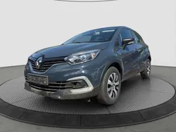 Blau Gebraucht 2019 Renault Captur Life SUV | 11.441 € (Guter Preis)