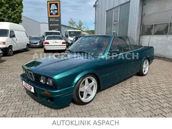 Grün Gebraucht 1992 BMW 323 Cabriolet Performance Cabrio | 17.900 €