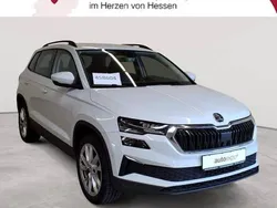 Moonweiß perleffekt Gebraucht 2022 Skoda Karoq Style SUV | 22.290 € (Etwas zu teuer)