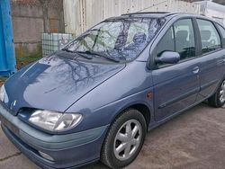 Beige Gebraucht 2000 Renault Scénic Van / Kleinbus | 1.500 €