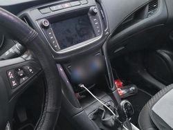 Grau Gebraucht 2016 Opel Zafira Tourer Van / Kleinbus | 10.000 €