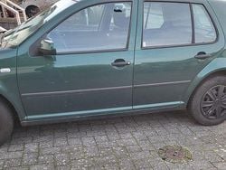 Grün Gebraucht 2001 VW Golf IV Kleinwagen | 1.100 € (Guter Preis)