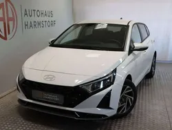 Atlas white Neu 2025 Hyundai i20 Limousine | 21.889 € (Guter Preis)