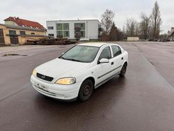 Weiß Gebraucht 2000 Opel Astra Kombi | 549 € (Guter Preis)
