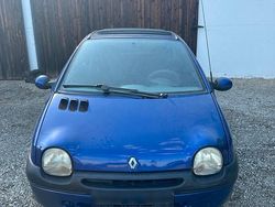 Violet Gebraucht 2001 Renault Twingo Kleinwagen | 1.600 € (Fairer Preis)