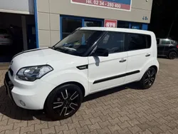 Weiß Gebraucht 2011 Kia Soul SUV | 5.999 € (Etwas zu teuer)