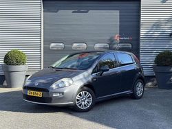 Grau Gebraucht 2015 Fiat Punto Evo Lounge Kleinwagen | 2.940 € (Teuer)