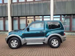 Grün Gebraucht 2002 Mitsubishi Pajero Elegance SUV | 13.900 € (Etwas zu teuer)