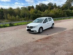 Weiß Gebraucht 2019 Dacia Sandero Kleinwagen | 8.700 € (Fairer Preis)