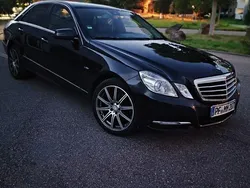 Schwarz Gebraucht 2011 Mercedes E220 Limousine | 9.950 € (Fairer Preis)