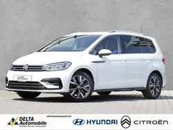 Pure white Gebraucht 2020 VW Touran R-line Van / Kleinbus | 26.890 € (Superpreis)