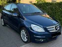 Blau Gebraucht 2008 Mercedes B200 Van / Kleinbus | 4.999 € (Fairer Preis)