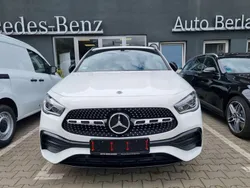 Weiß Gebraucht 2022 Mercedes GLA250 AMG line SUV | 31.900 € (Guter Preis)