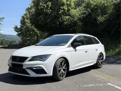 Weiß Gebraucht 2020 Cupra Leon Kombi | 26.000 € (Etwas zu teuer)