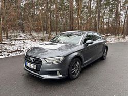 Grau Gebraucht 2018 Audi A3 Sport Limousine | 16.999 € (Fairer Preis)