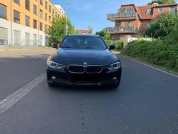 Schwarz Gebraucht 2015 BMW 318 Kombi | 7.500 € (Fairer Preis)