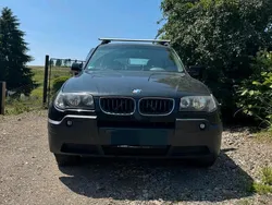 Schwarz Gebraucht 2004 BMW X3 SUV | 5.800 € (Etwas zu teuer)