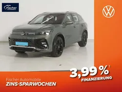 Gruen Gebraucht 2024 VW Tiguan R-line SUV | 48.980 € (Fairer Preis)